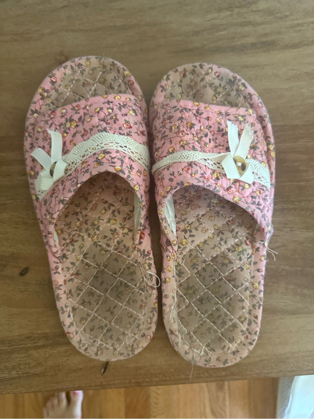 Pink Floral Quilted Slide Slippers with Lace Bow